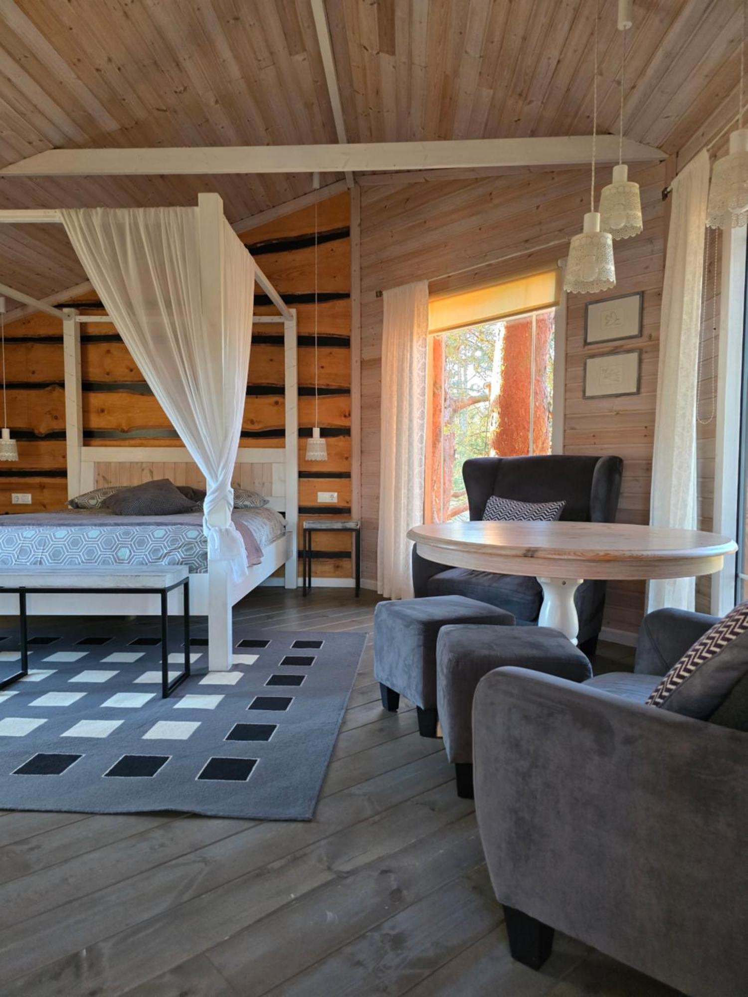 Treehouse Ciekurs Villa Dukuri Ngoại thất bức ảnh